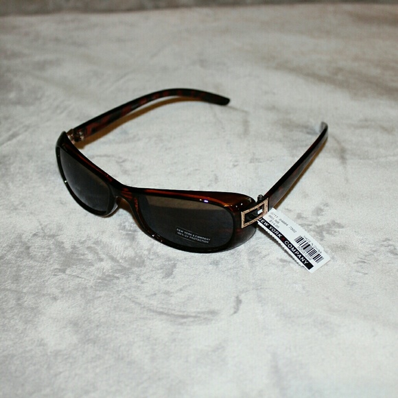 NY&Co sunglasses NWT - Picture 4 of 6